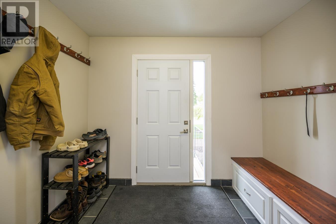 5542 Murray Place, Prince George, British Columbia  V2N 3P4 - Photo 15 - R3000780