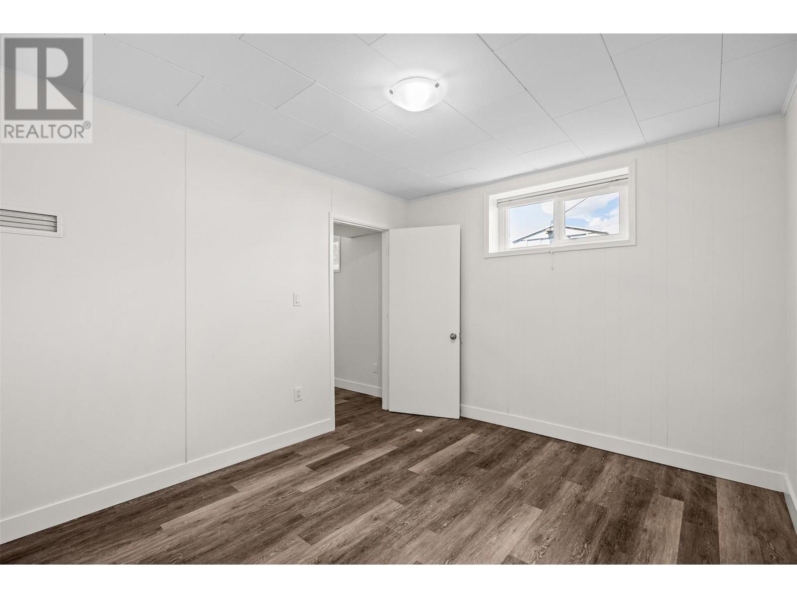 882 Selkirk Avenue, Kamloops, British Columbia  V2B 1T9 - Photo 24 - 10347062
