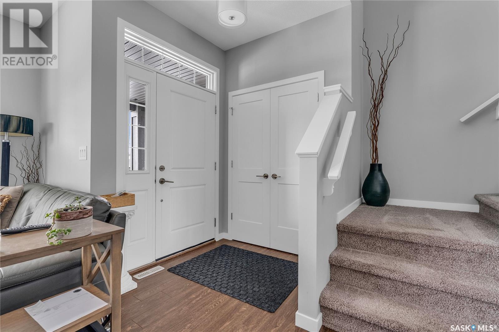 Property at 127 Newton WAY image 2