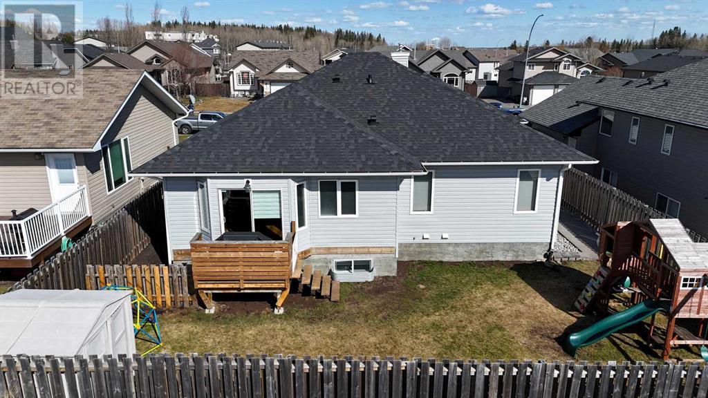 Property at 1616 42 Street image 4