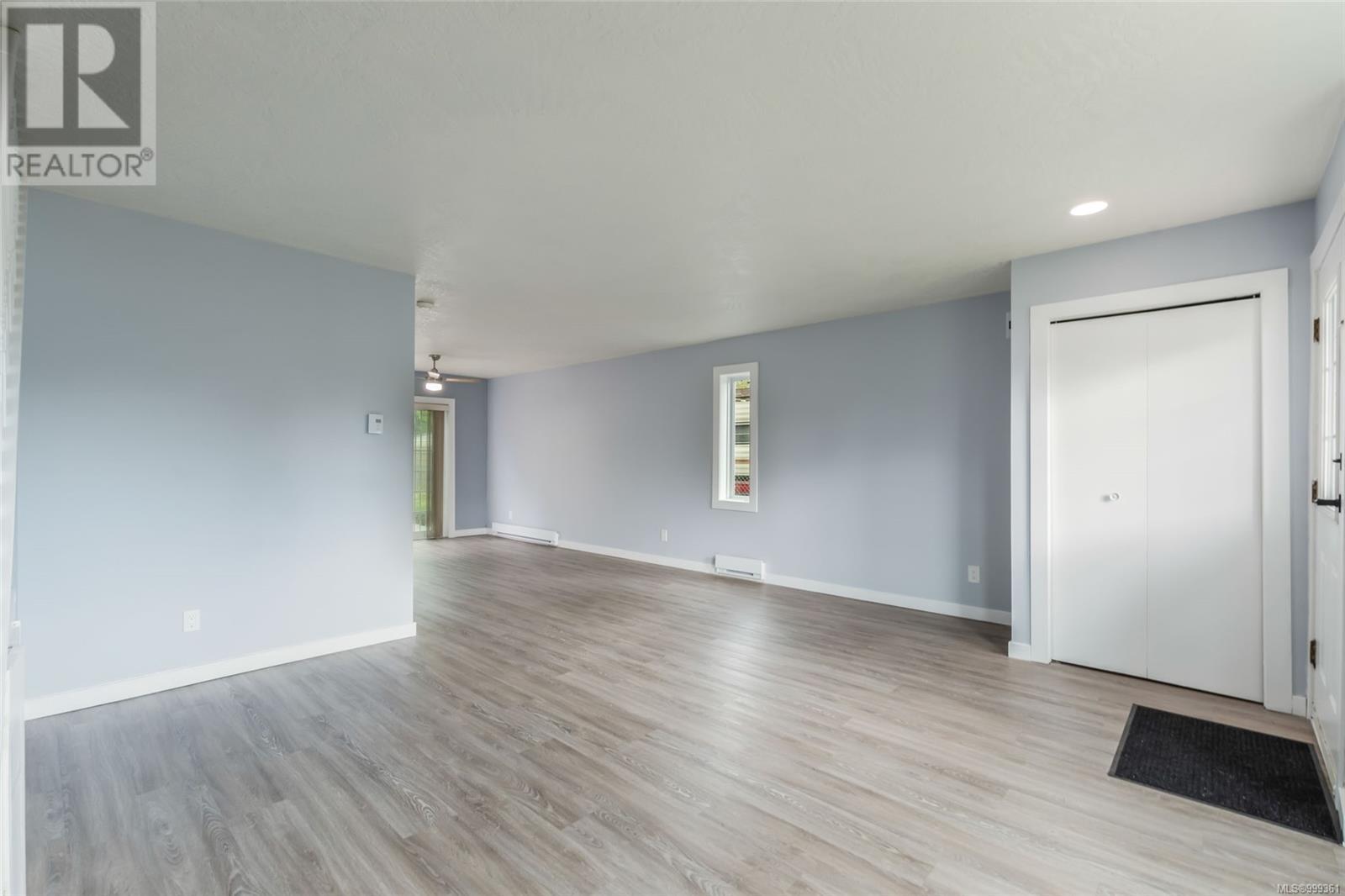Property at 2700 Claude Rd image 5
