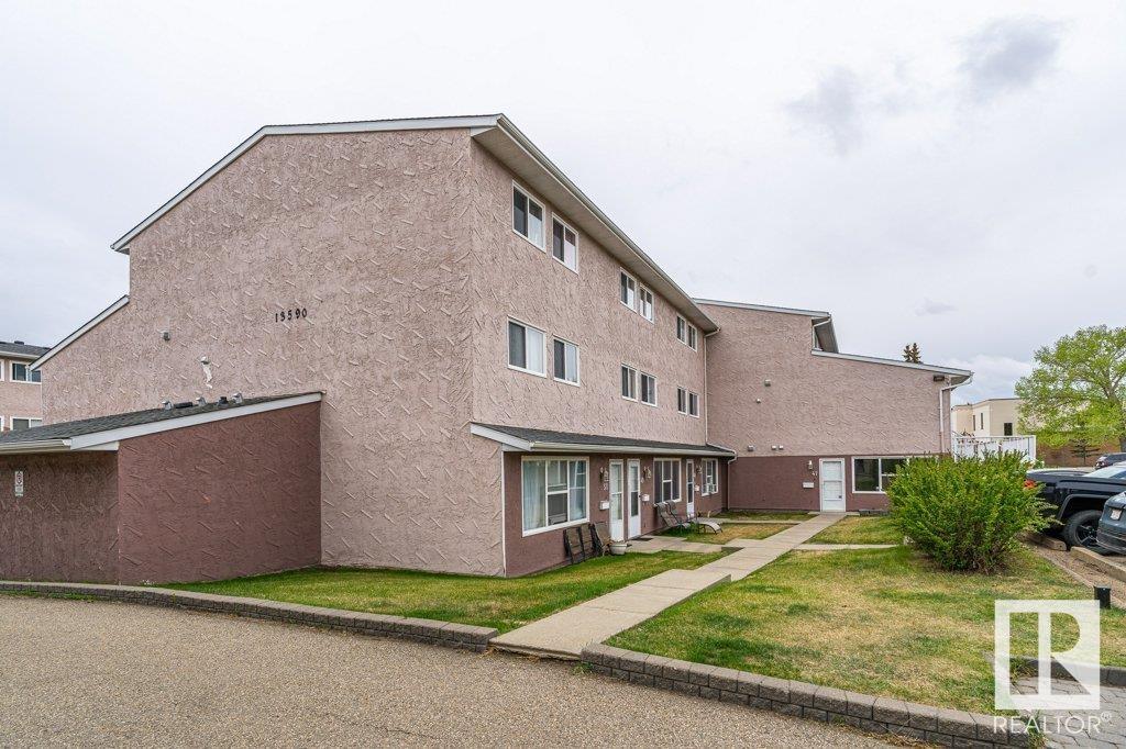 Property at #46 13590 38 ST NW image 3