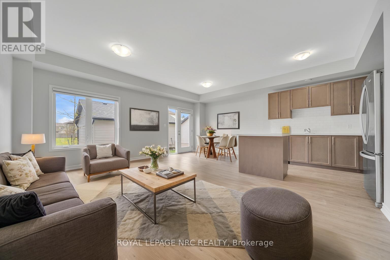 7 - 178 Broadway Lane, Welland, Ontario  L3C 5L5 - Photo 6 - X12138372