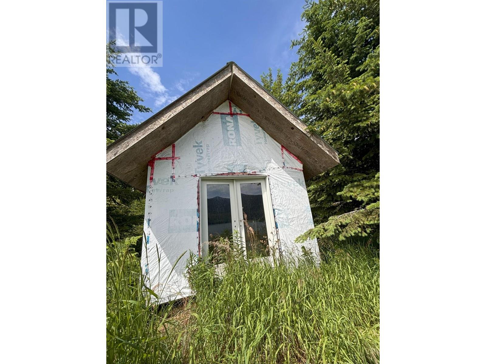 8182 Lower Inonoaklin Road, Edgewood, British Columbia  V0G 1J0 - Photo 20 - 10347003