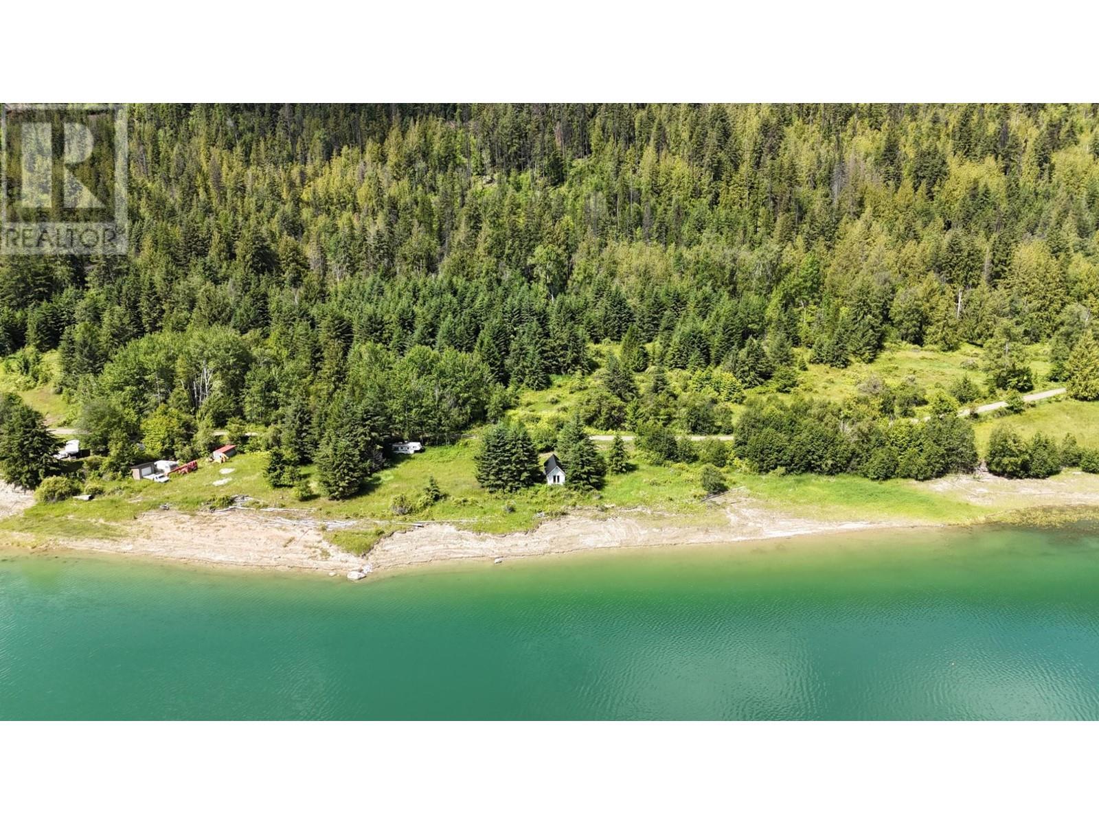 8182 Lower Inonoaklin Road, Edgewood, British Columbia  V0G 1J0 - Photo 25 - 10347003