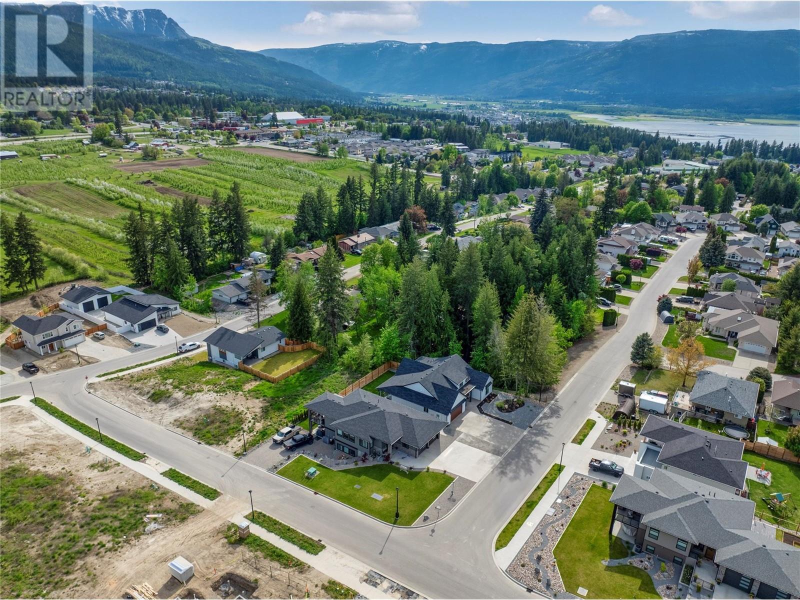 3450 18 Avenue Ne, Salmon Arm, British Columbia  V1E 1M9 - Photo 70 - 10347059