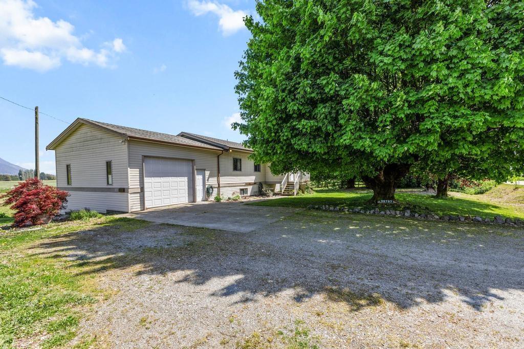 Property at 36707 MCKAMIE ROAD image 3