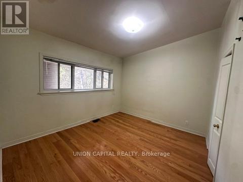 33 - 10 Esterbrooke Avenue, Toronto, Ontario  M2J 2C2 - Photo 5 - C12138266