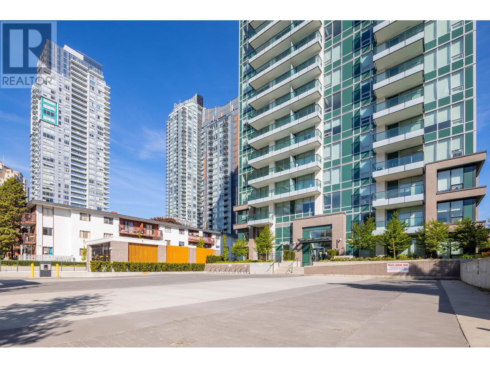 2404 6463 Silver Avenue, Burnaby, British Columbia  V5H 0K4 - Photo 2 - R3000657