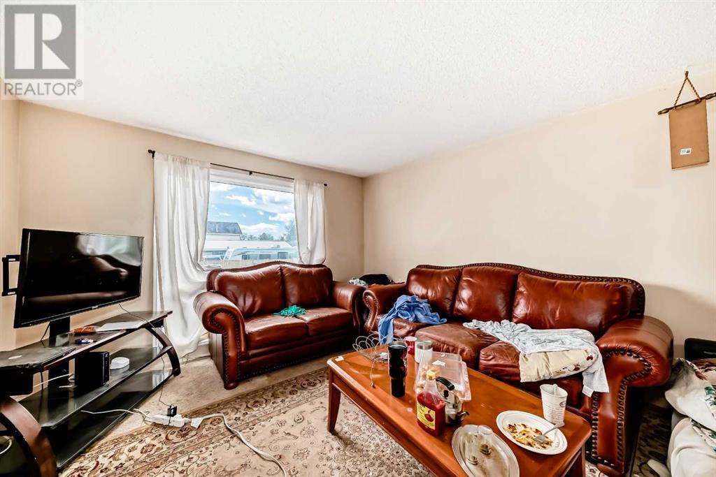 2, 112 Erin Grove Close Se, Calgary, Alberta  T2B 2T4 - Photo 6 - A2219426