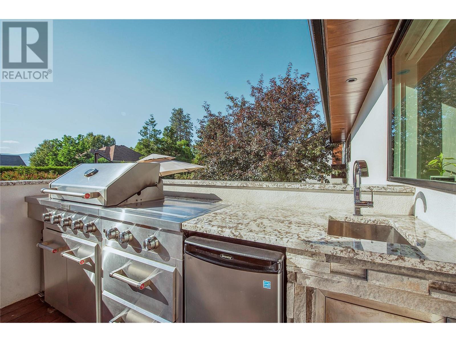 4354 Kensington Drive, Kelowna, British Columbia  V1W 2L8 - Photo 15 - 10347123