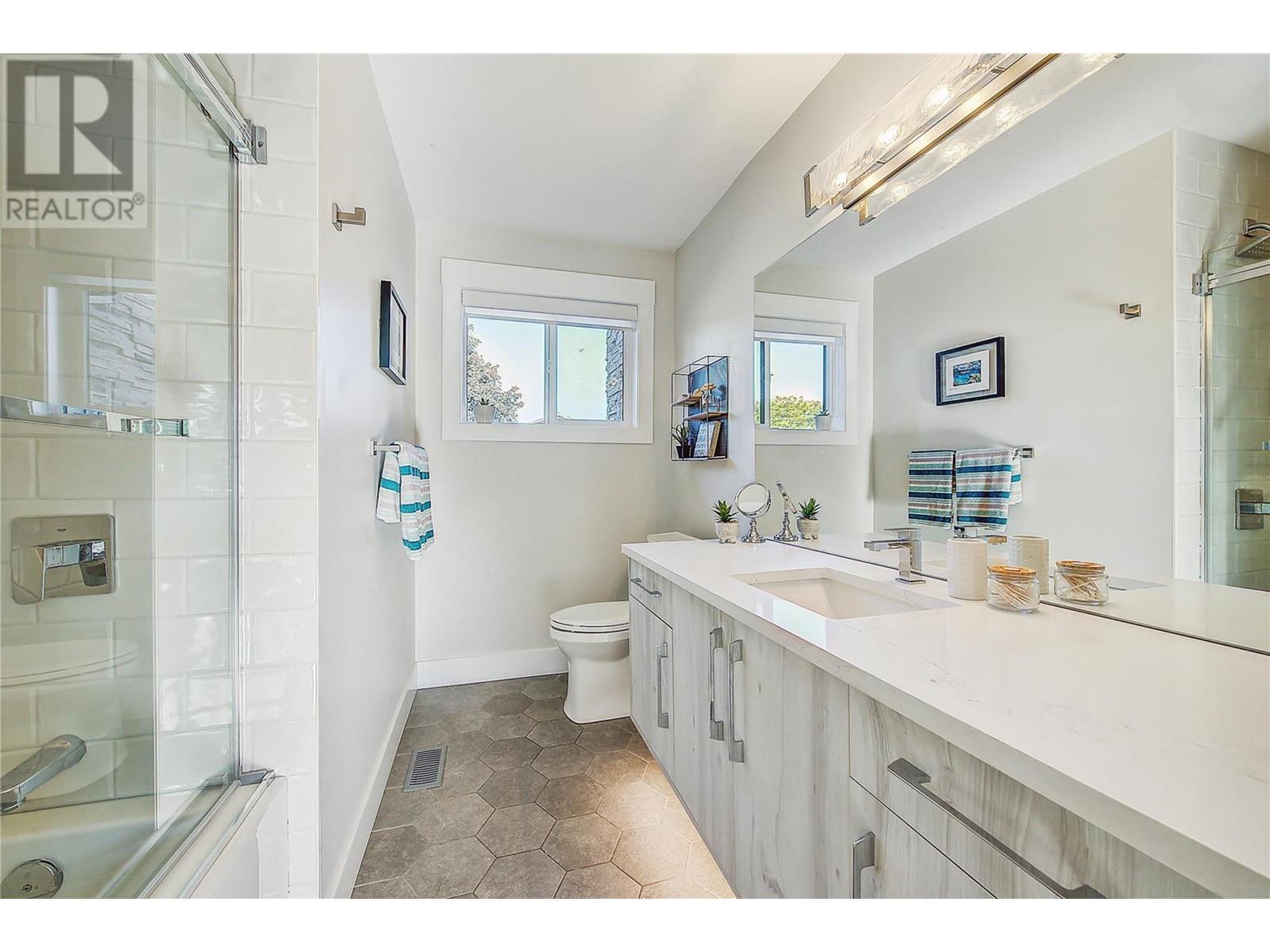 4354 Kensington Drive, Kelowna, British Columbia  V1W 2L8 - Photo 31 - 10347123