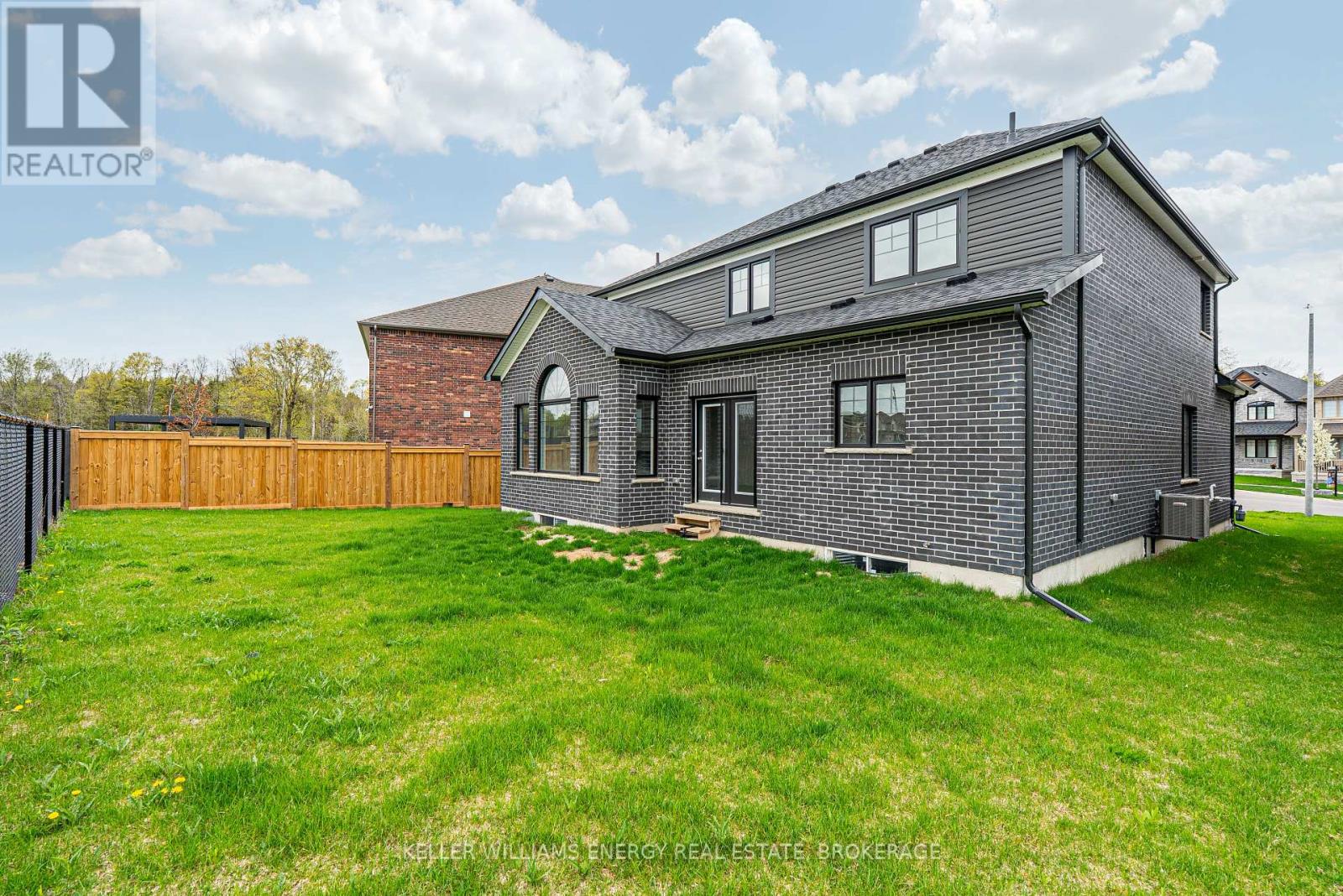 30 Higham Place, Clarington, Ontario  L1C 7G5 - Photo 37 - E12138405