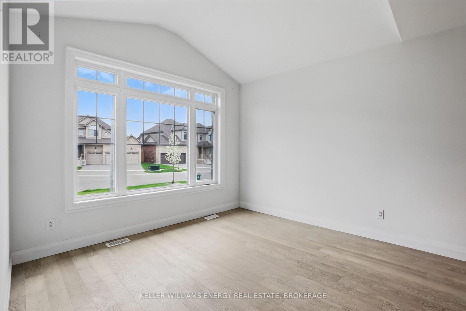 Property at 30 HIGHAM PLACE image 4