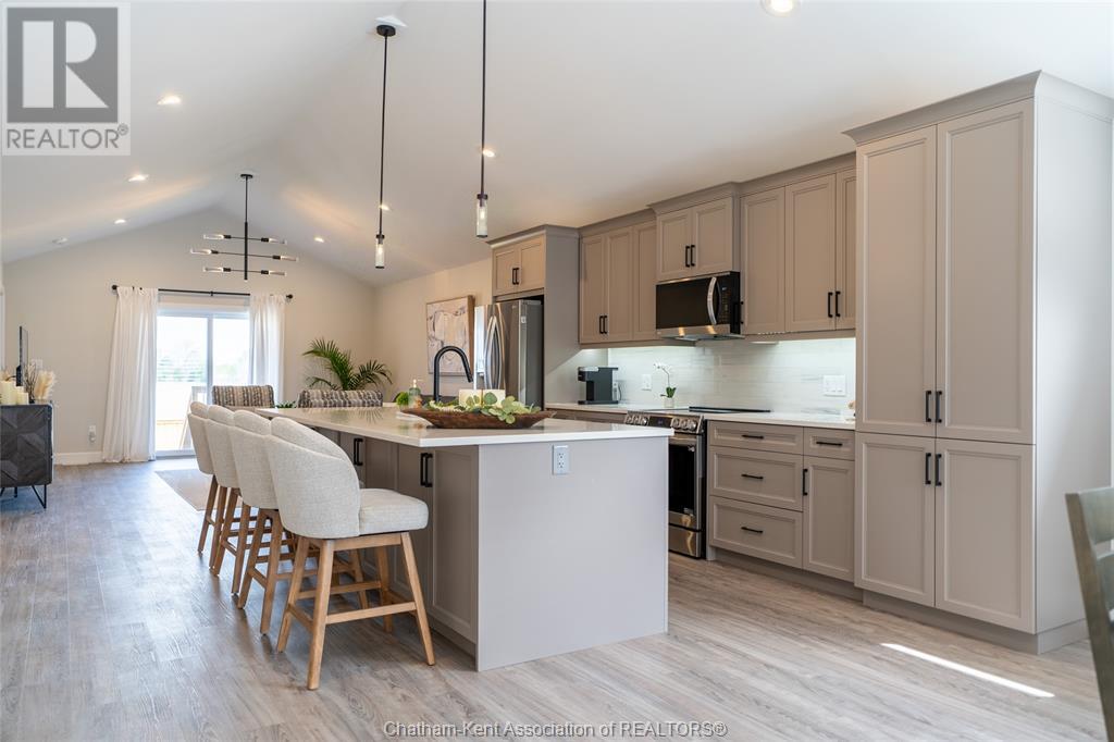 Property at 17 Baffin WAY image 5