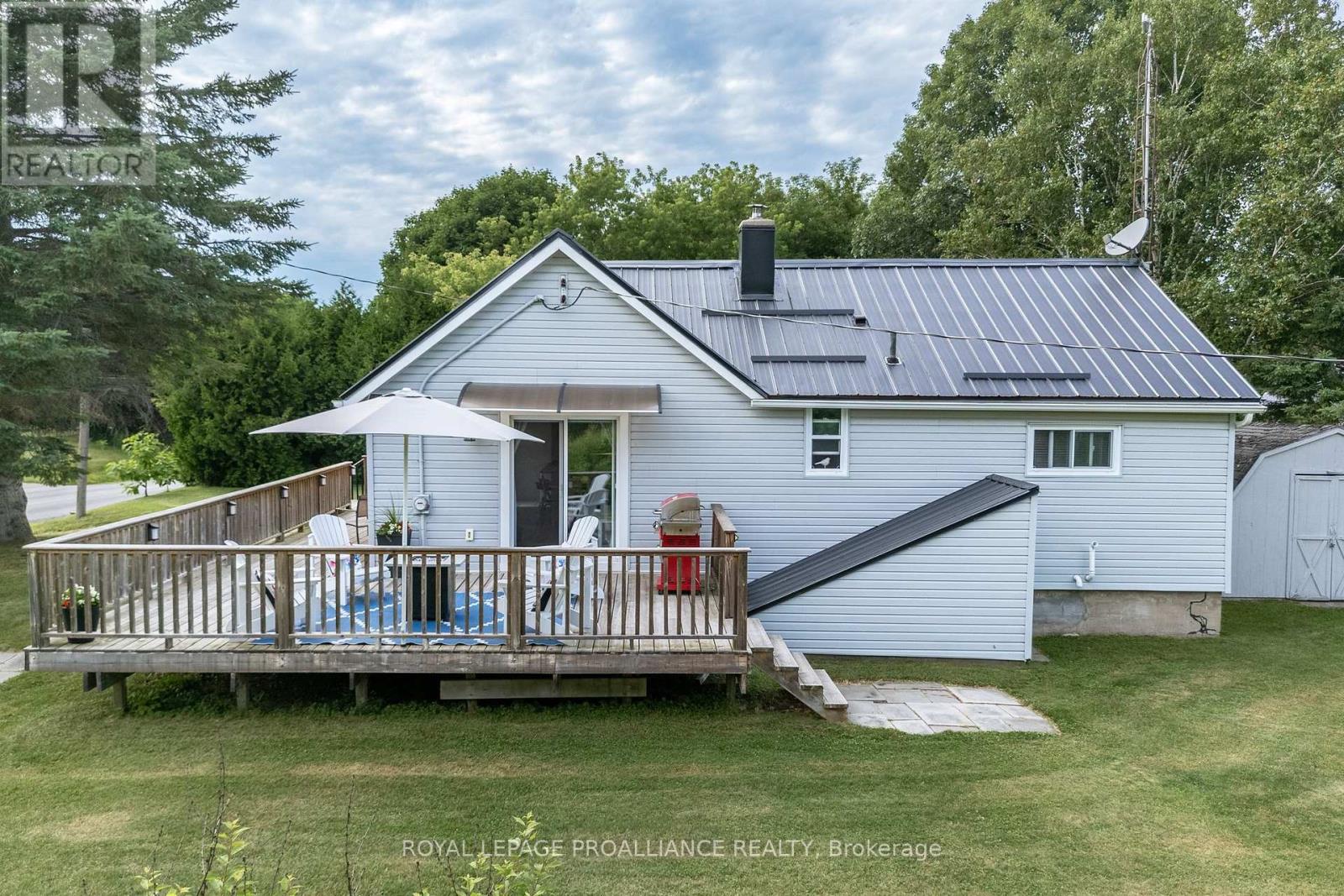 3191 County Rd 10, Prince Edward County, Ontario  K0K 2P0 - Photo 38 - X12138550