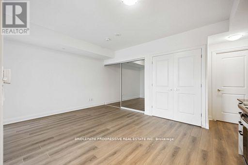 608 - 10 Gatineau Drive, Vaughan, Ontario  L4J 0L2 - Photo 9 - N12138280