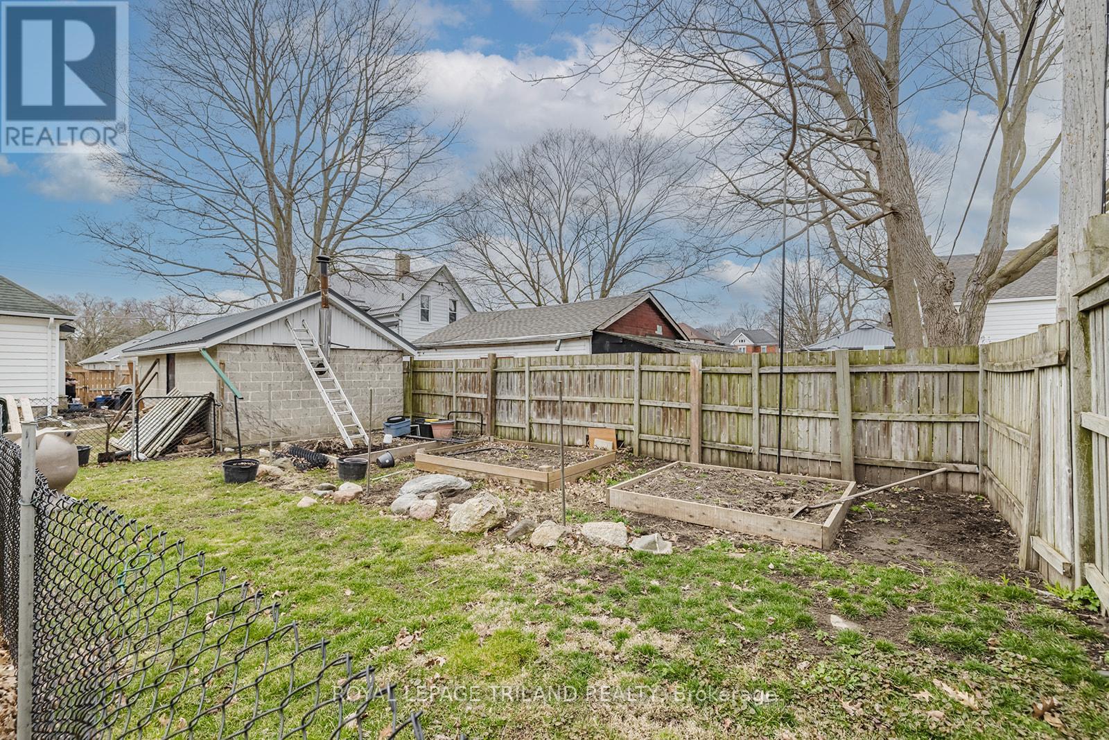 245 Sydenham Street E, Aylmer, Ontario  N5H 1M1 - Photo 28 - X12138514