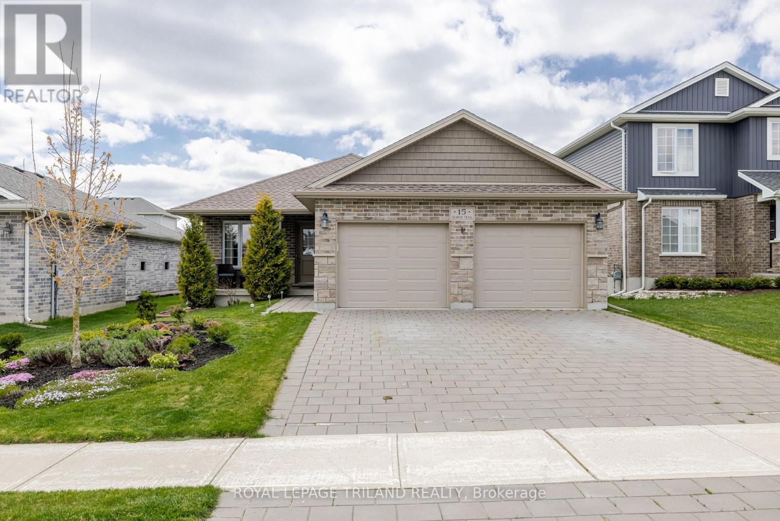 15 SHAWNS TRAIL, Thames Centre, Ontario