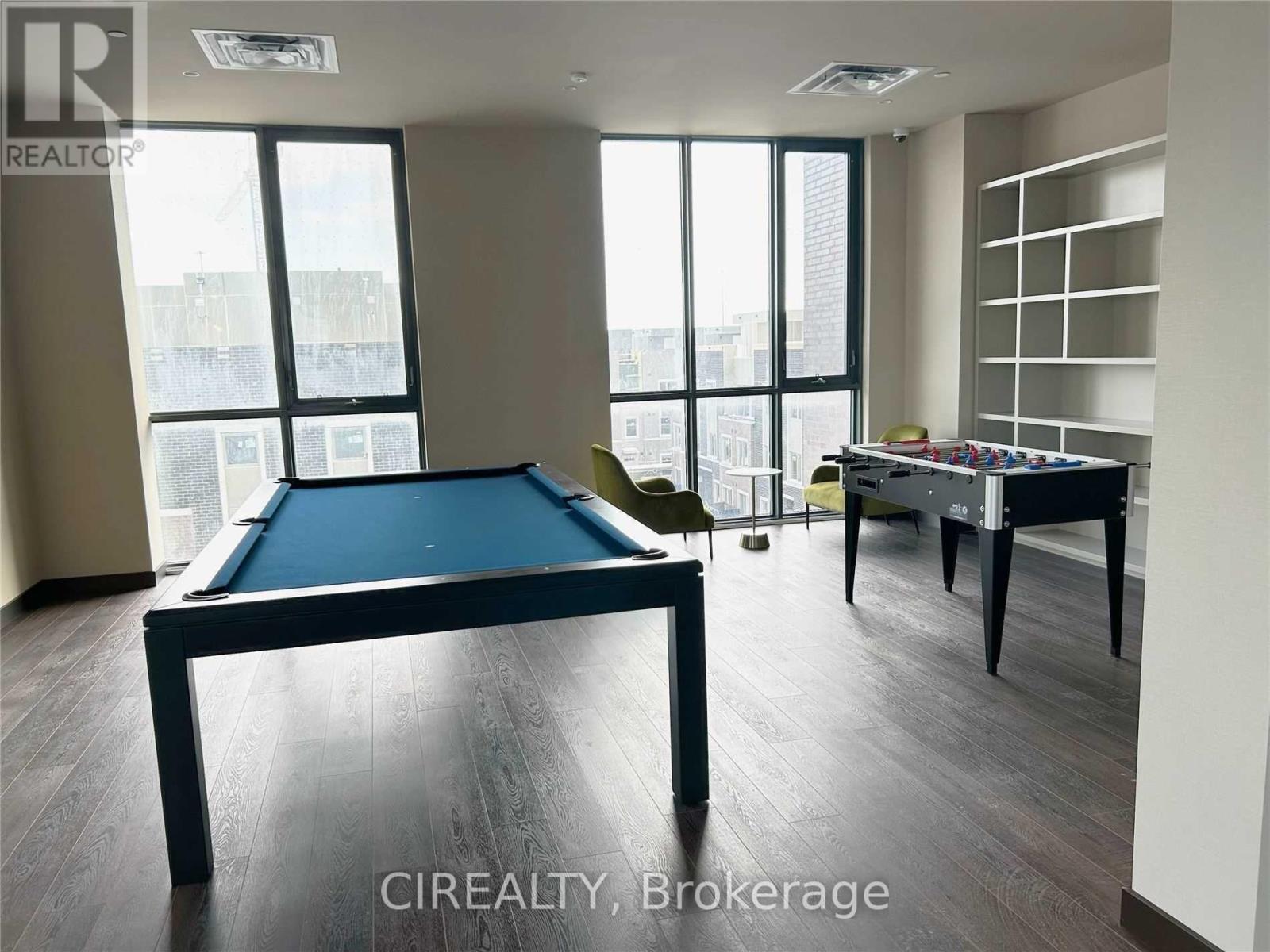 210 - 38 Honeycrisp Crescent, Vaughan, Ontario  L4K 0M8 - Photo 14 - N12138342