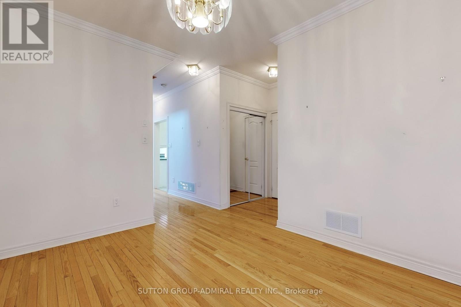 Property at 11 MOSSWOOD ROAD image 4