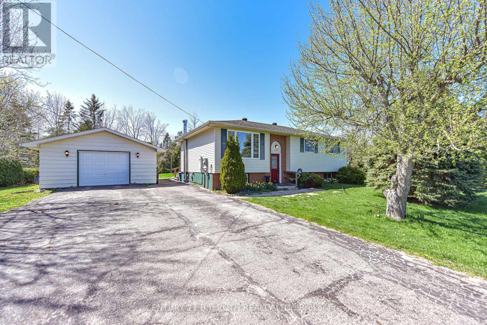Property at 123 WELLINGTON STREET image 1