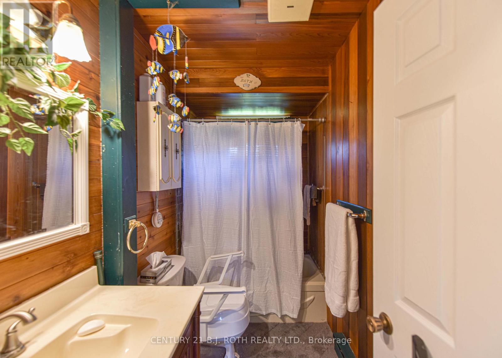 123 Wellington Street, Ramara (Atherley), Ontario  L3V 3C3 - Photo 12 - S12138158