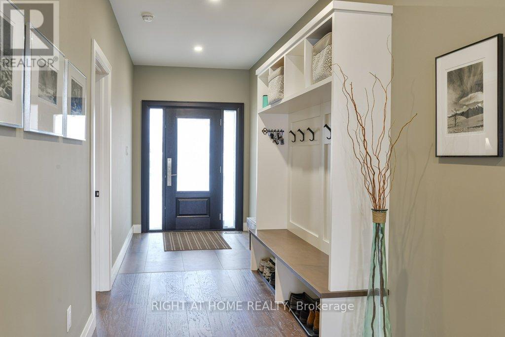 Property at 45 ROSY BEACH COURT E image 3