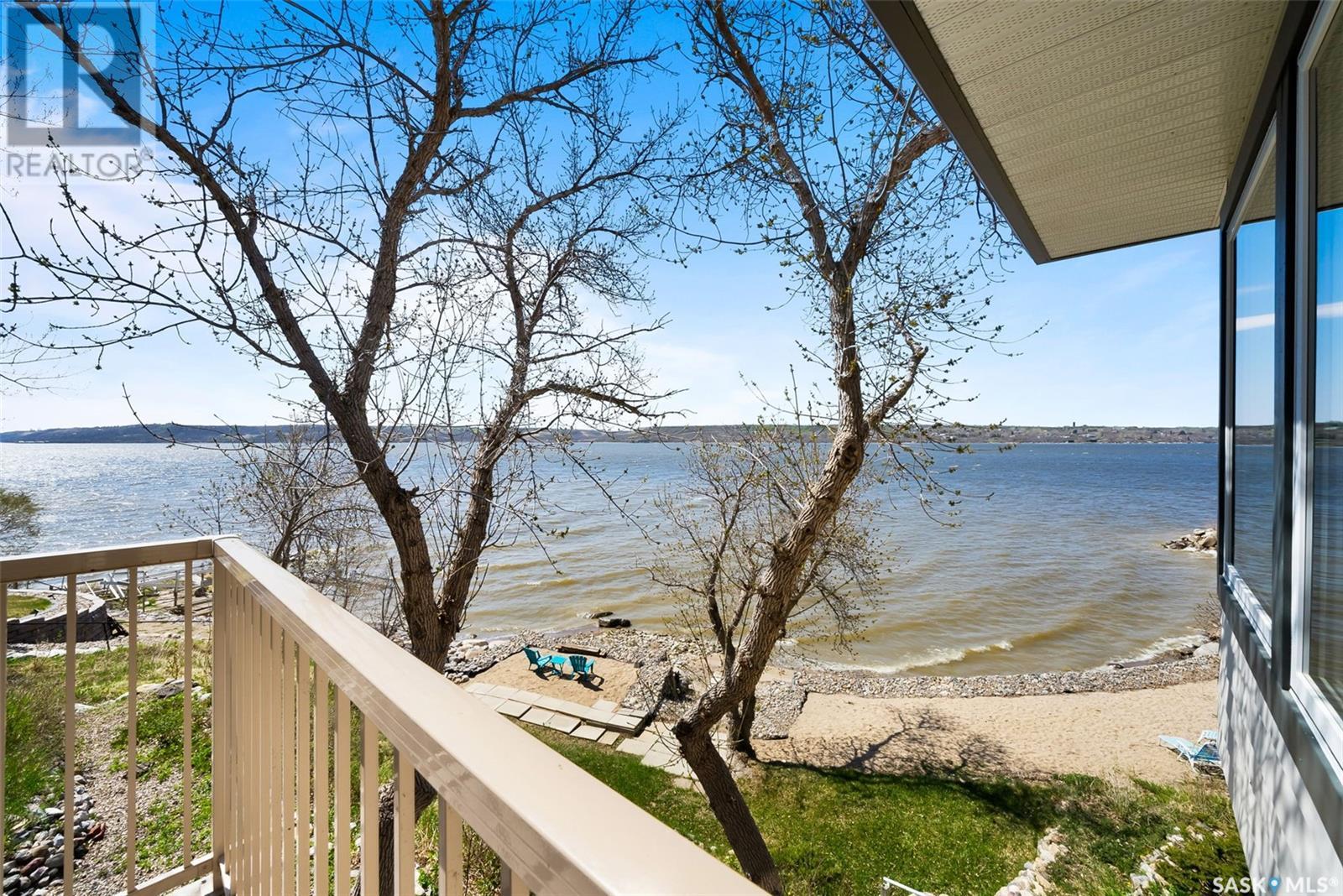 Property at 113 & 115 Lakeshore DRIVE image 4