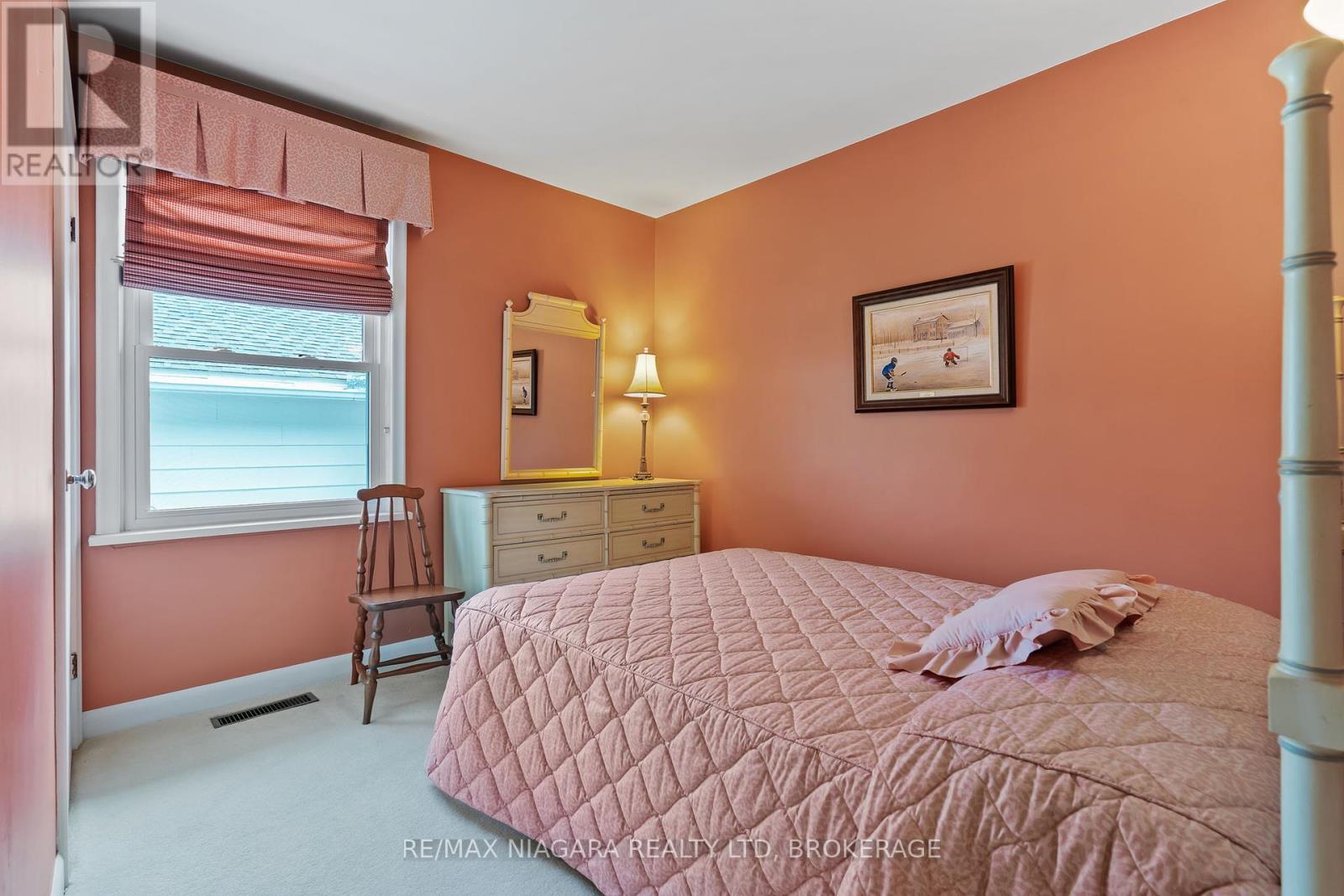 11692 Burnaby Road, Wainfleet, Ontario  L0S 1V0 - Photo 15 - X12138475