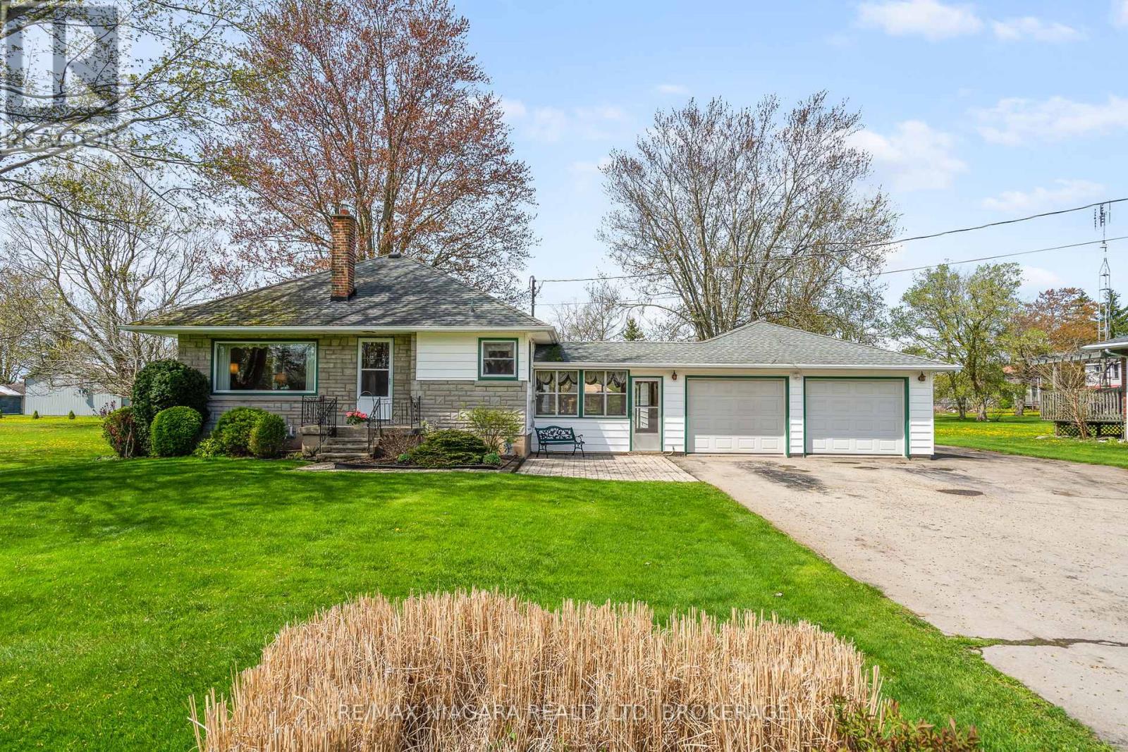 Property at 11692 BURNABY ROAD image 2