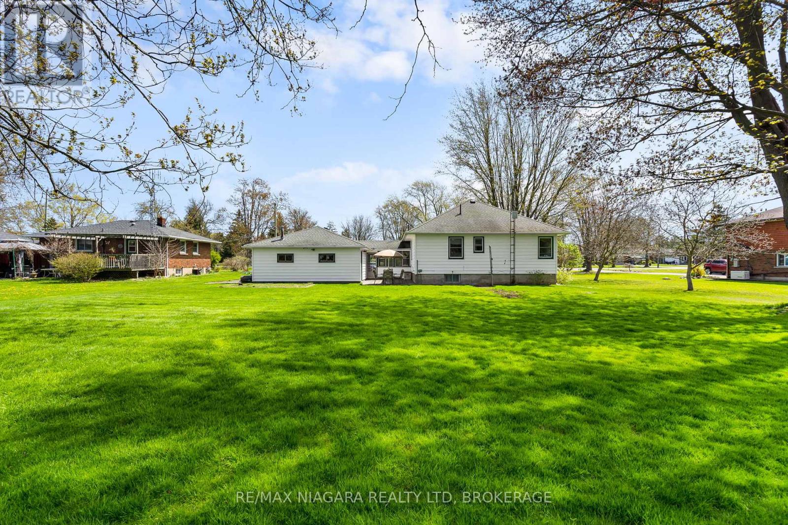 11692 Burnaby Road, Wainfleet, Ontario  L0S 1V0 - Photo 21 - X12138475