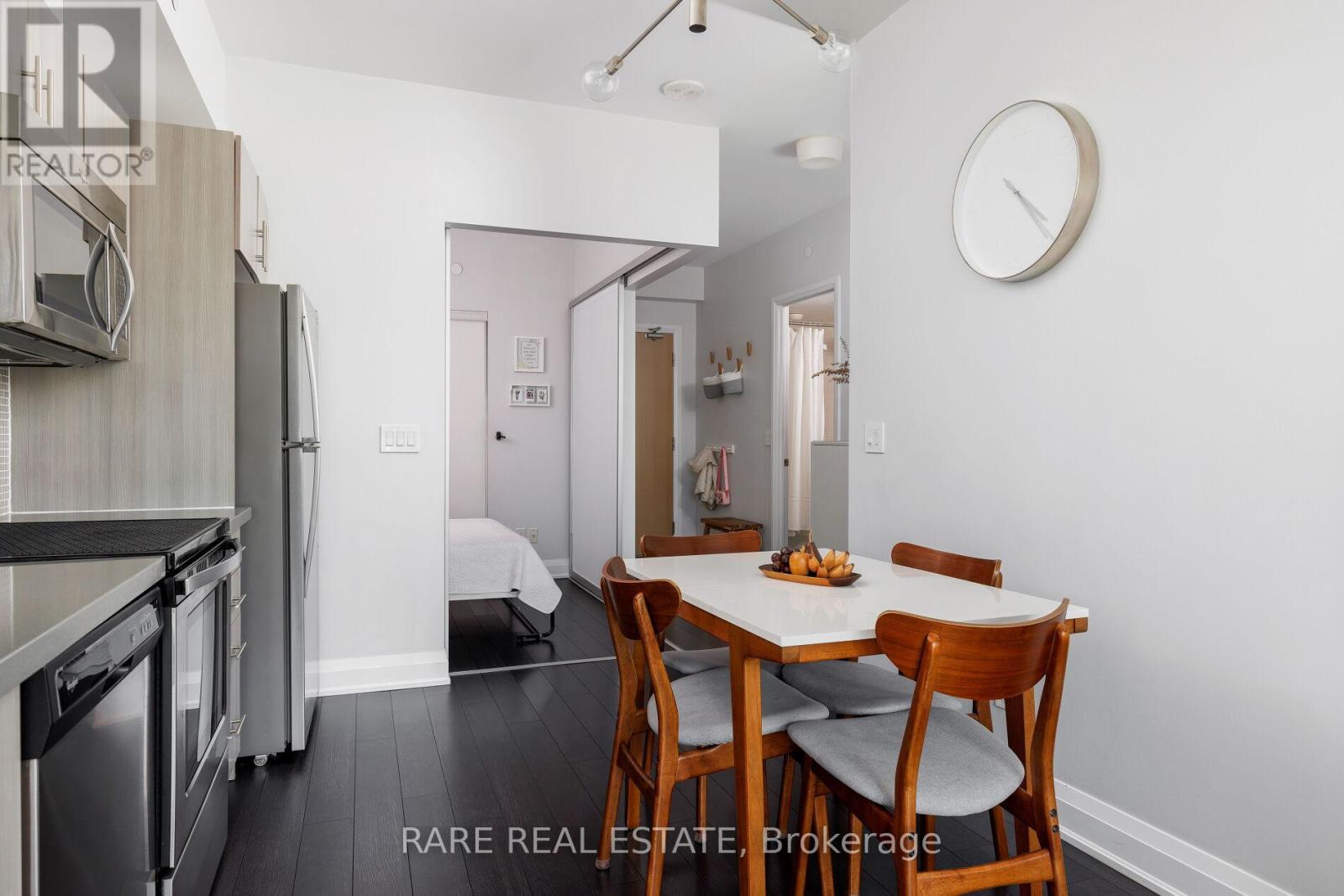 404 - 16 Mcadam Avenue, Toronto, Ontario  M6A 1S5 - Photo 13 - W12138162