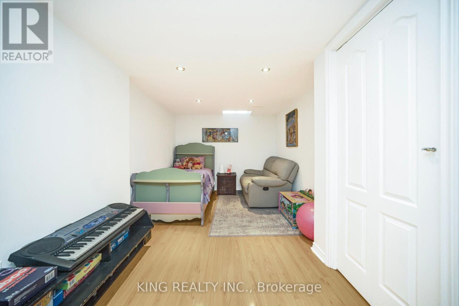 107 Herdwick Street, Brampton, Ontario  L6S 0A5 - Photo 41 - W12138252