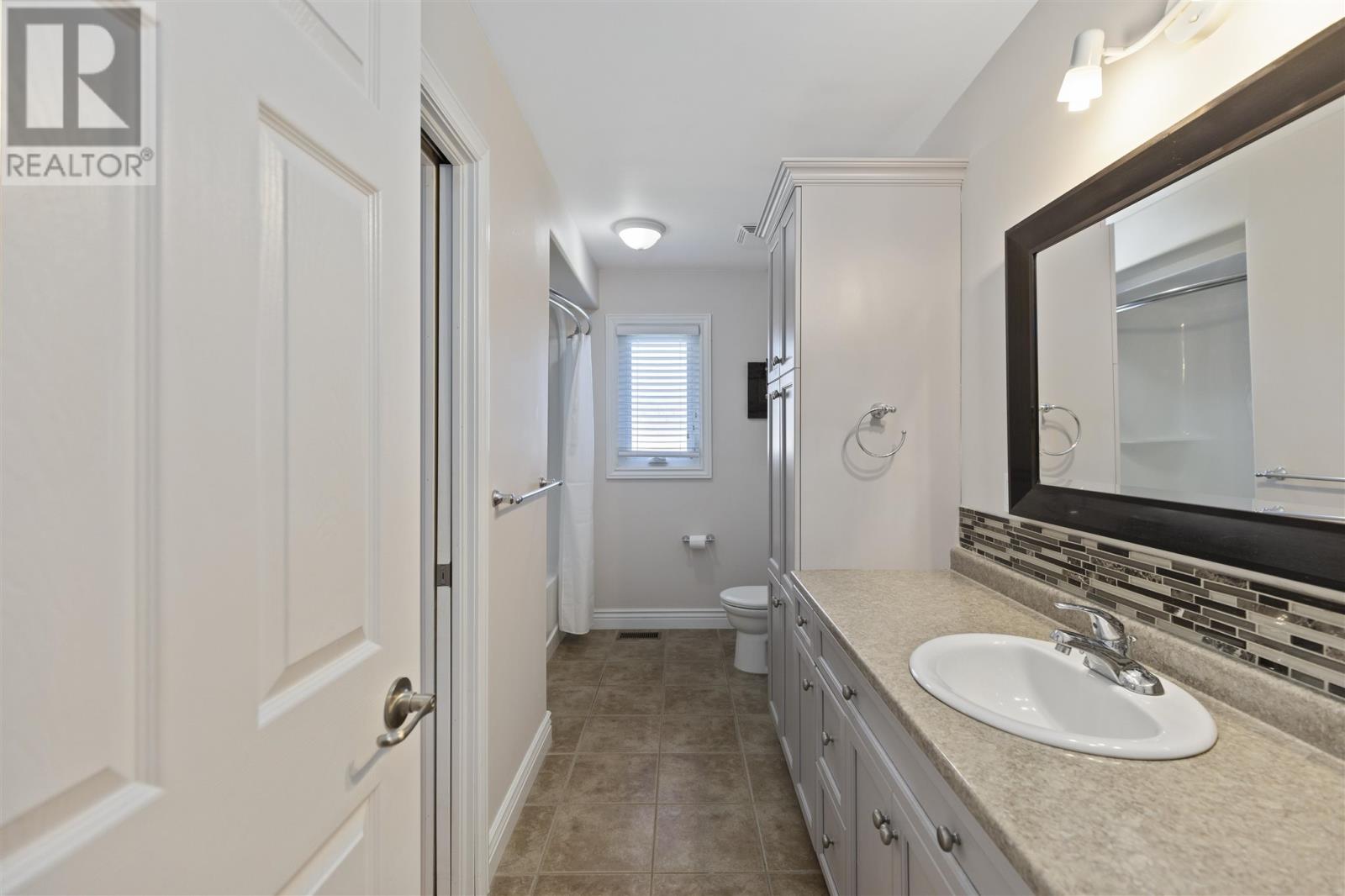 126 Third Lin E, Sault Ste. Marie, Ontario  P6C 0A5 - Photo 10 - SM251045