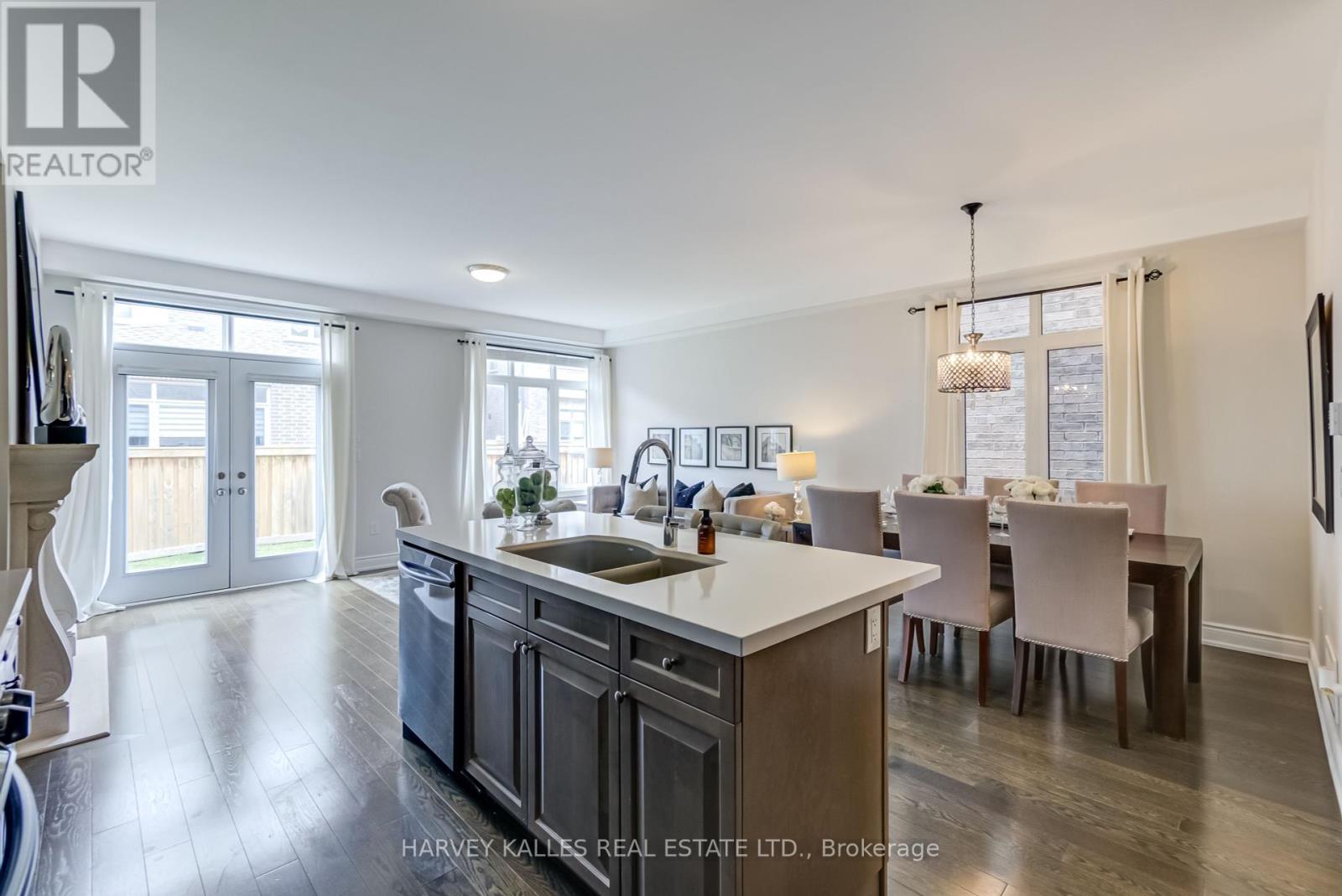 3096 Post Road, Oakville, Ontario  L6H 0V3 - Photo 13 - W12138370
