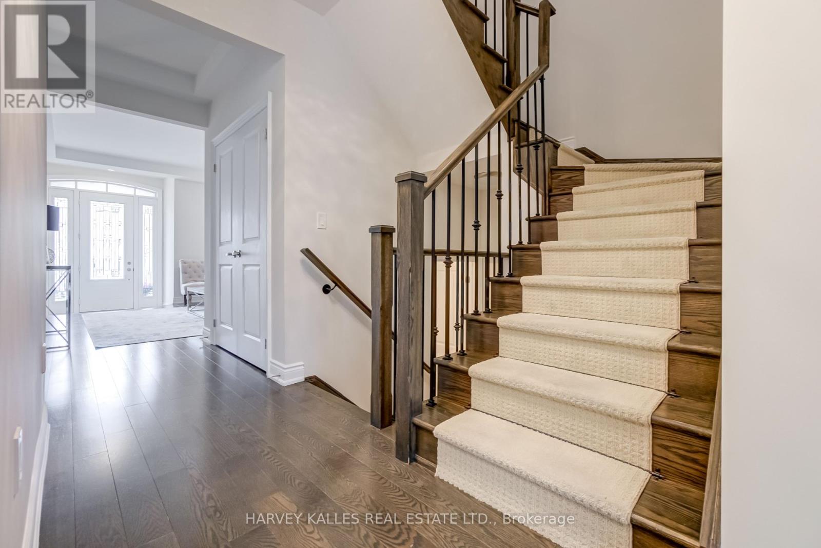 3096 Post Road, Oakville, Ontario  L6H 0V3 - Photo 17 - W12138370