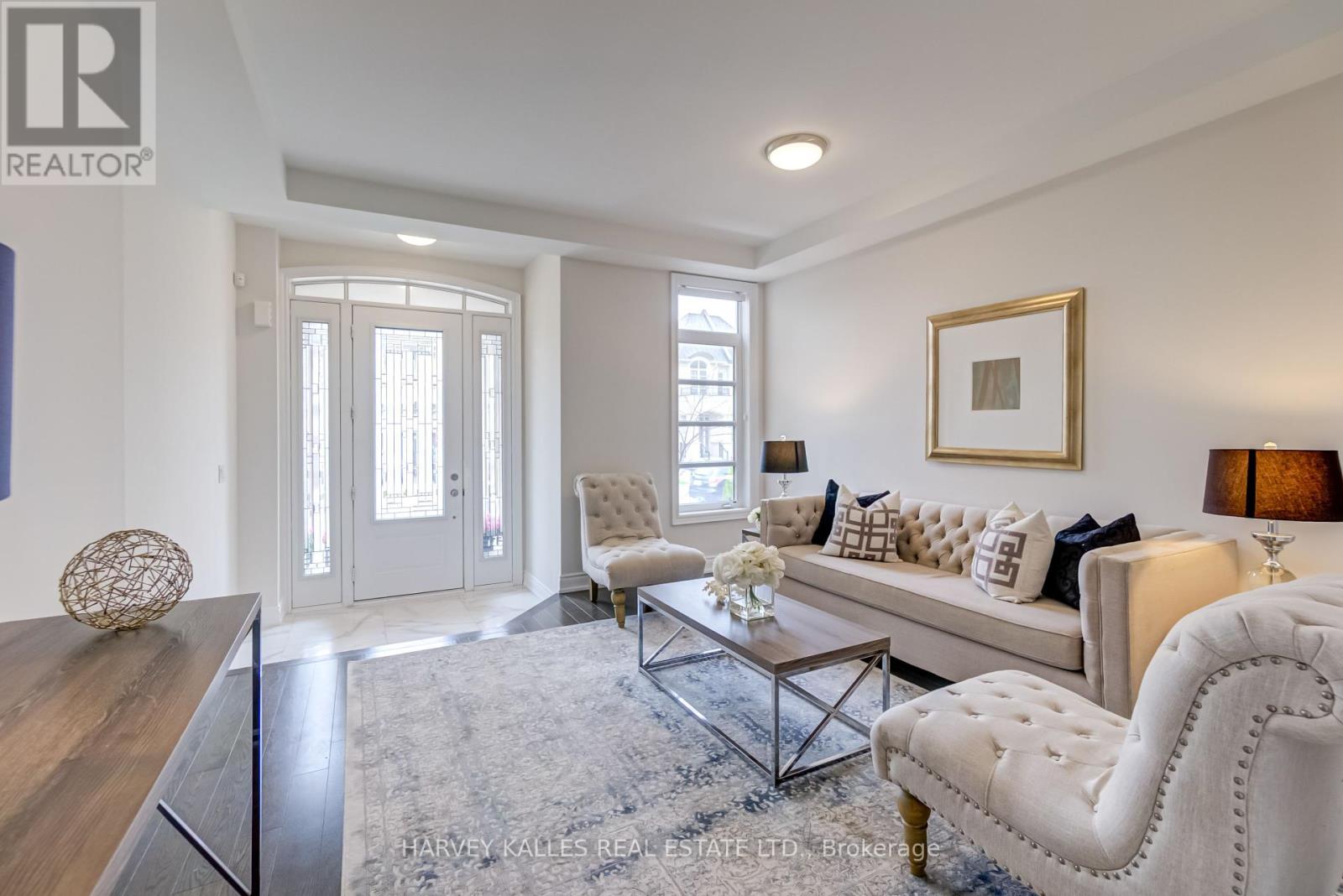 3096 Post Road, Oakville, Ontario  L6H 0V3 - Photo 3 - W12138370