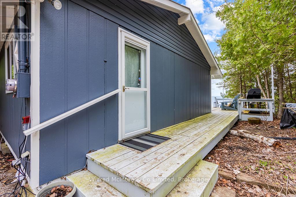 1520 2nd Ave Avenue S, Native Leased Lands, Ontario  N0H 2C1 - Photo 6 - X12138426