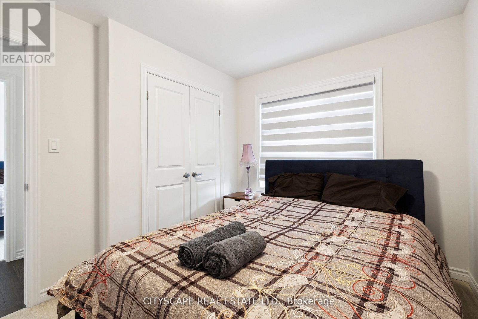 7884 Seabiscuit Drive, Niagara Falls, Ontario  L2H 3T9 - Photo 12 - X12138157