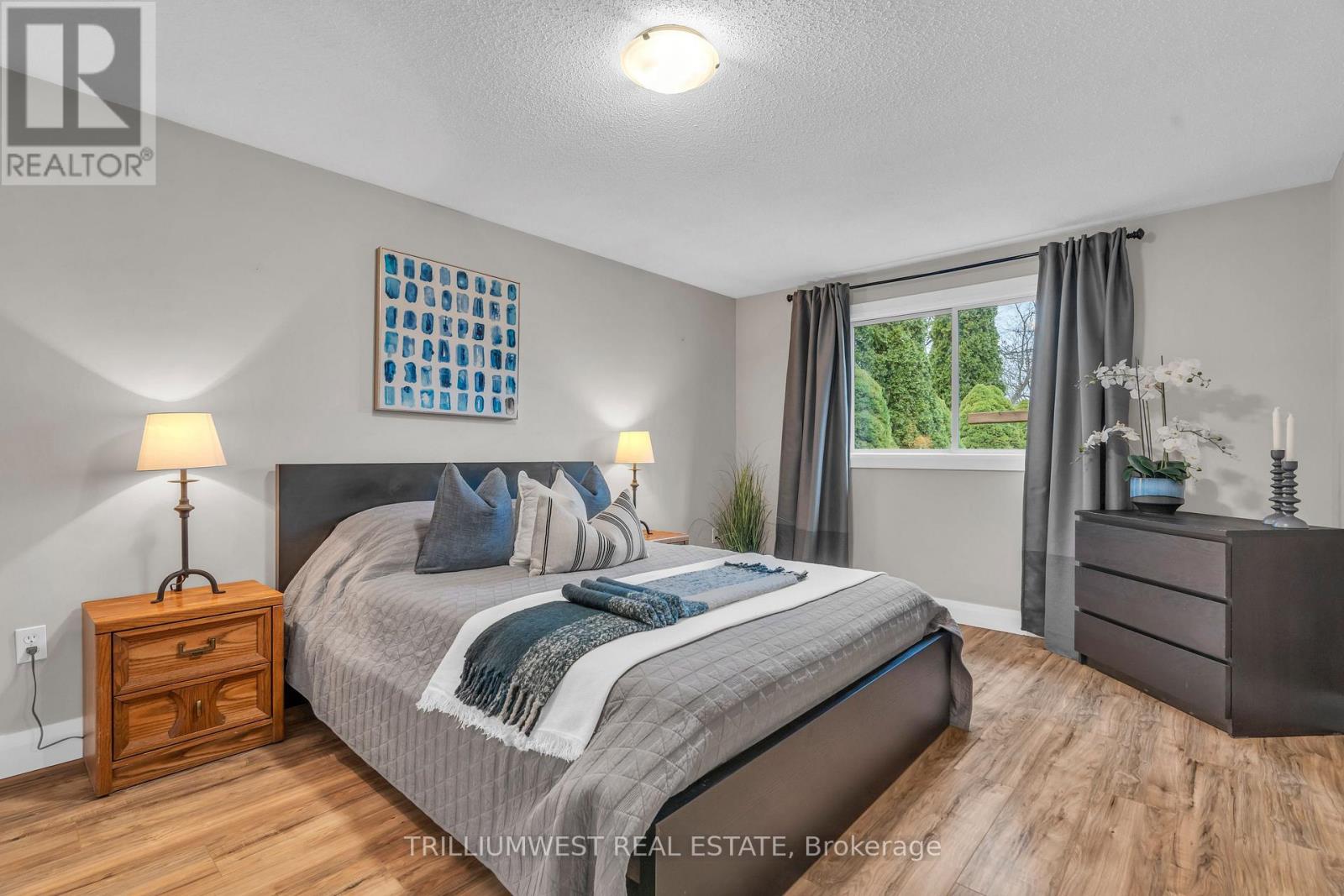 339 Misty Crescent, Kitchener, Ontario  N2B 3V5 - Photo 20 - X12138228