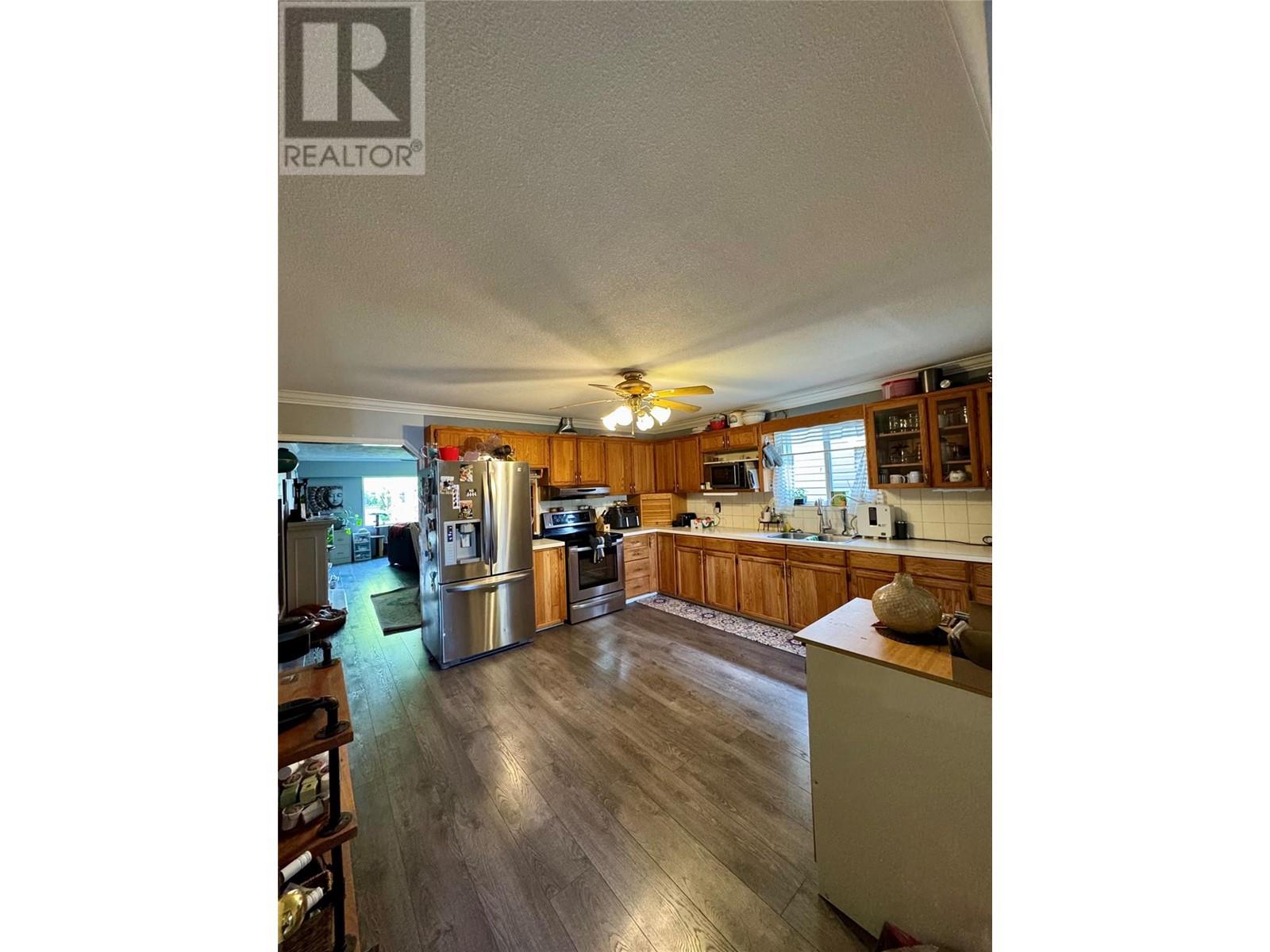 2676 Quilchena Avenue, Merritt, British Columbia  V1K 1A4 - Photo 5 - 10336284