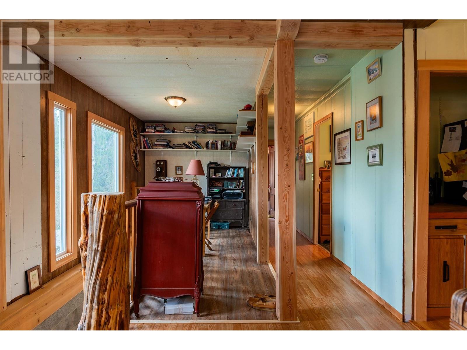 9351 31 Highway, Kaslo, British Columbia  V0G 1M0 - Photo 32 - 10344223
