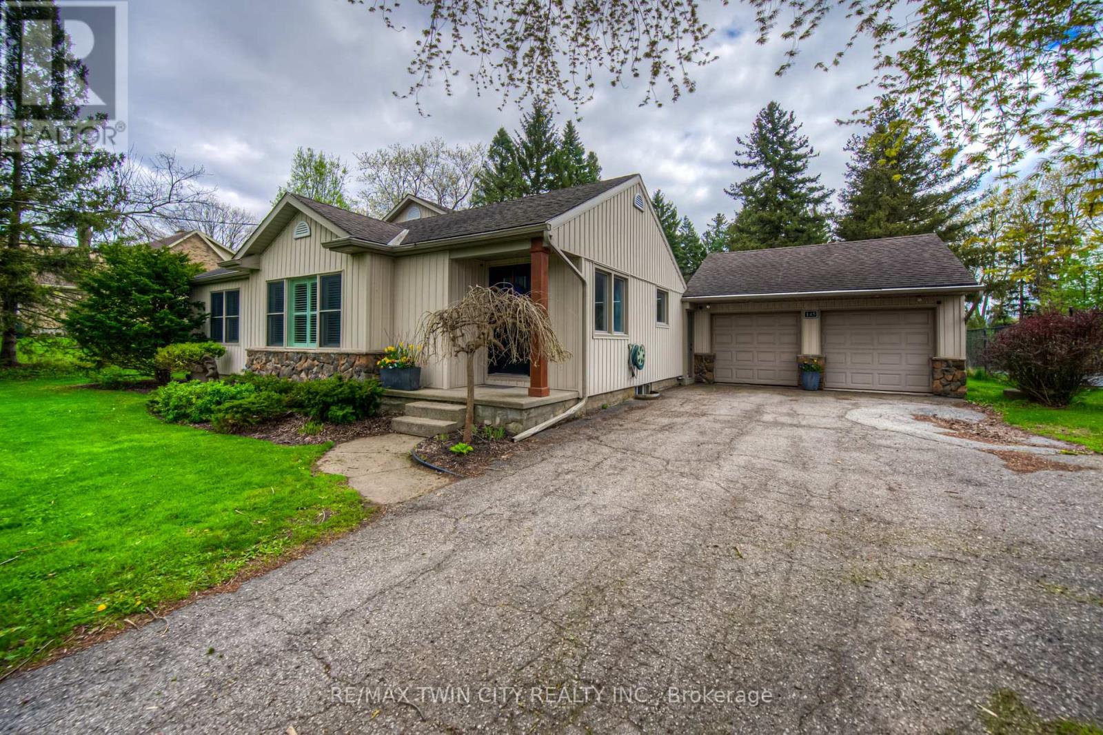 Property at 145 RIVERBANK DRIVE image 3