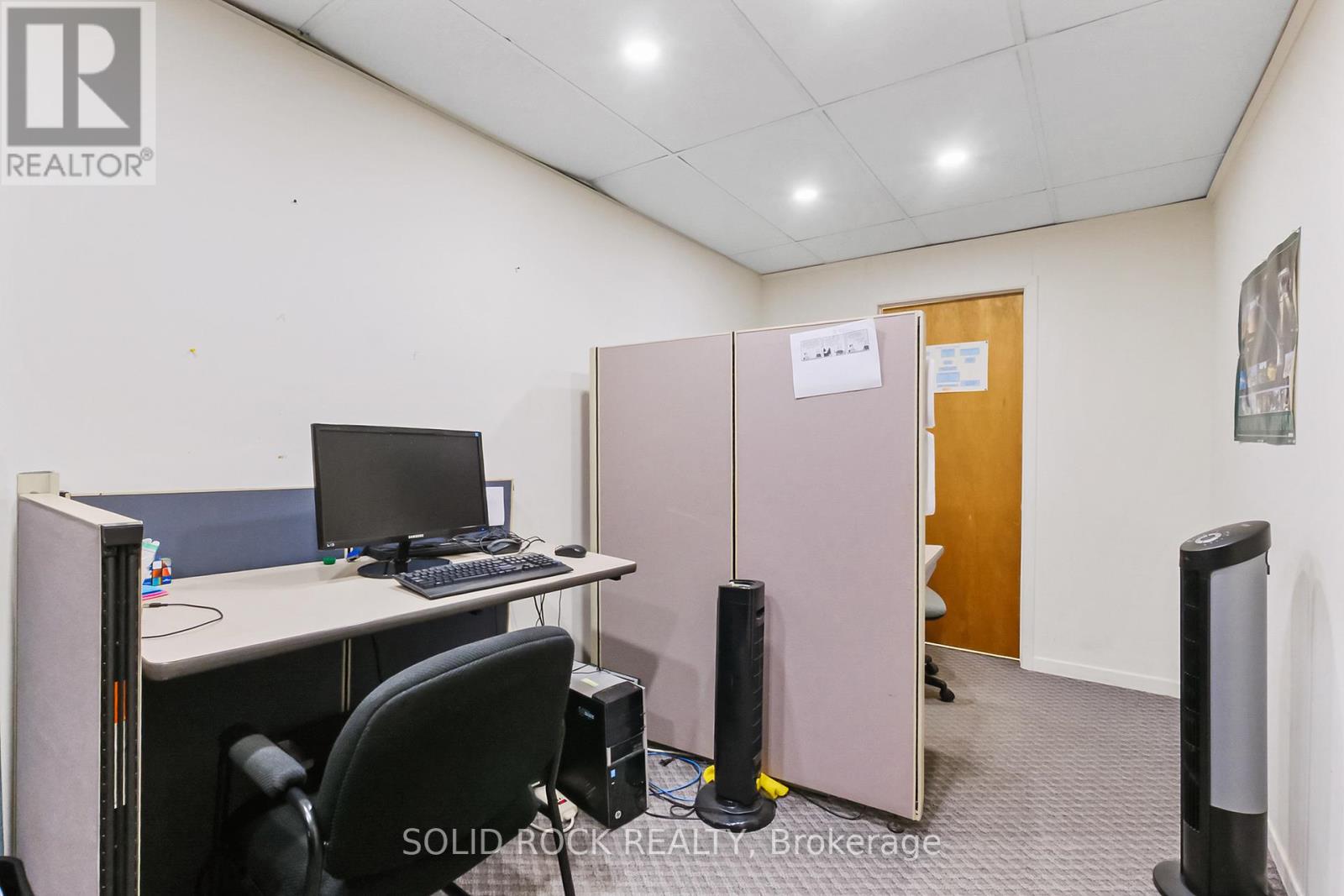 23 - 1010 Polytek Street, Ottawa, Ontario  K1J 9H9 - Photo 21 - X12138455