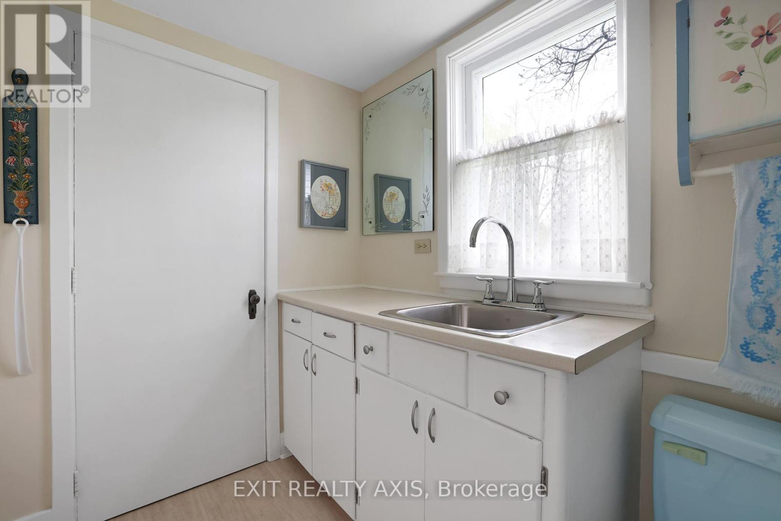 34 Church Street, Westport, Ontario  K0G 1X0 - Photo 34 - X12138458