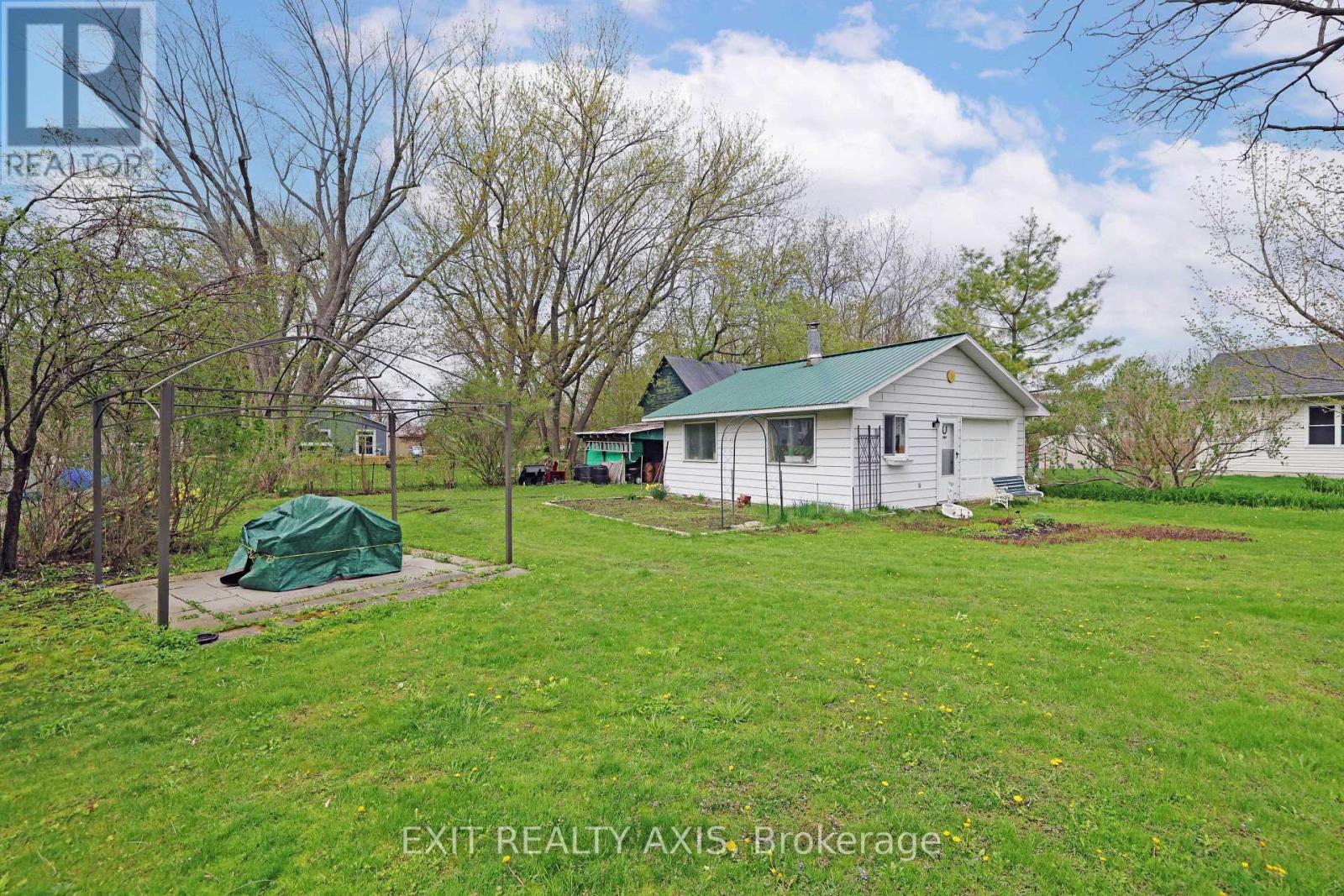 34 Church Street, Westport, Ontario  K0G 1X0 - Photo 48 - X12138458
