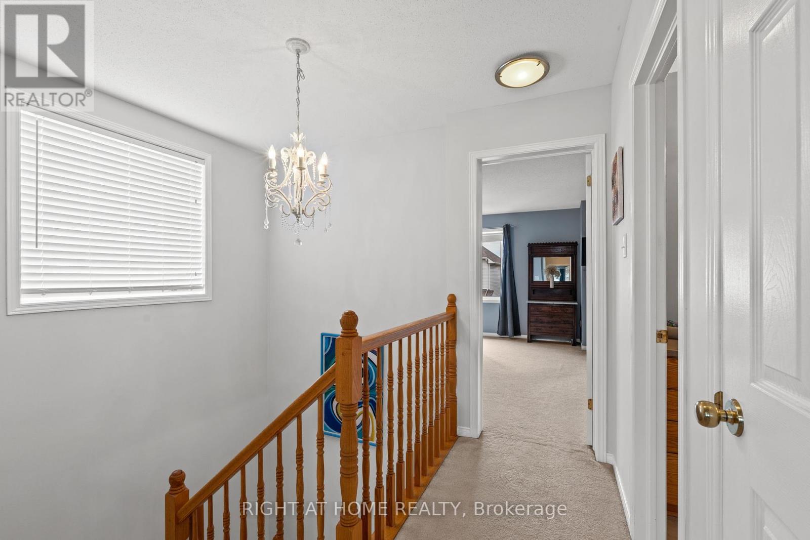 61 Sunvale Way, Ottawa, Ontario  K2G 6X7 - Photo 18 - X12138491