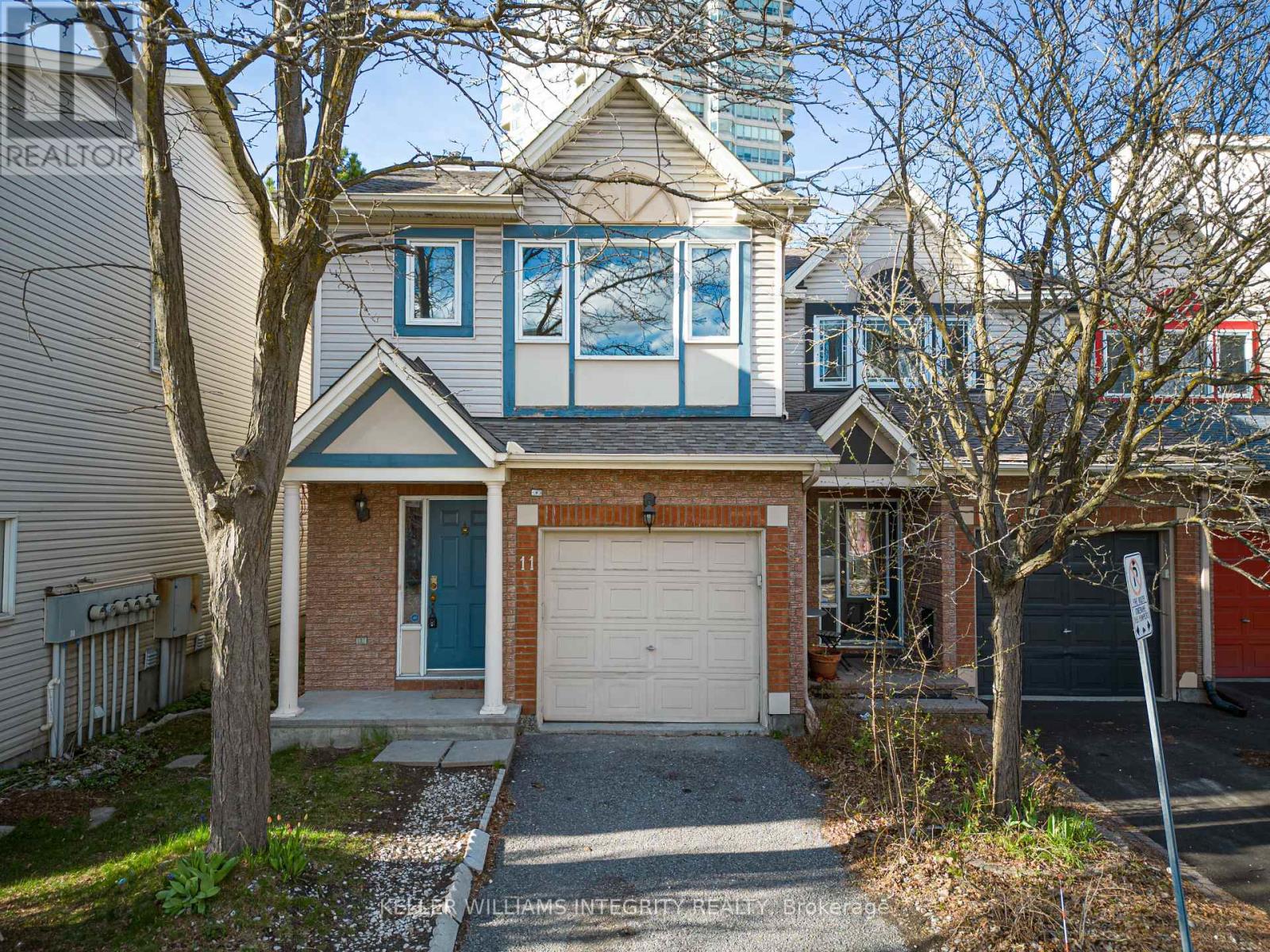 Property at 11 SAN REMO PRIVATE image 1