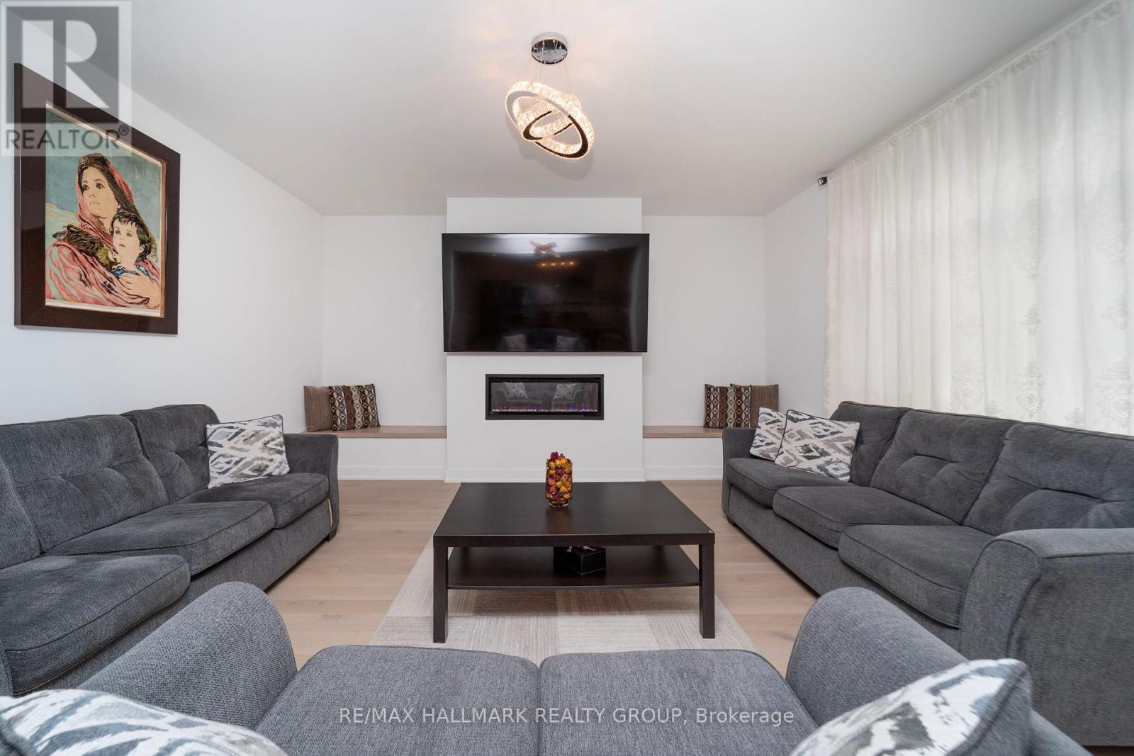614 Kenabeek Terrace, Ottawa, Ontario  K4M 0M2 - Photo 10 - X12138540